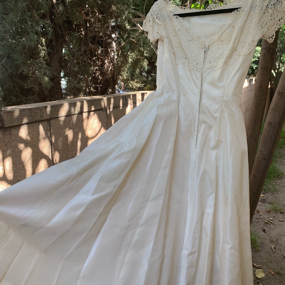 1950s Vintage Tea Length Dress